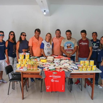 Meia Maratona do Descobrimento entrega doações às associações filantrópicas