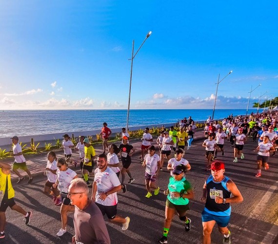 A Meia Maratona do Descobrimento brilhou nos 522 anos do aniversário do Brasil.