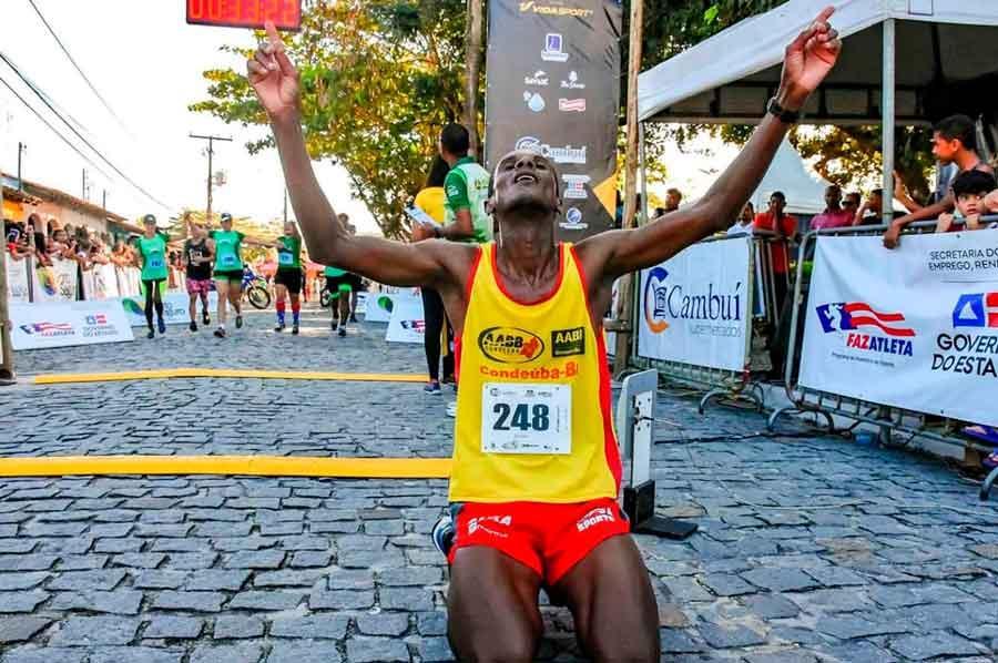 Muita emoção, sucesso e superação na 30ª edição da Corrida Rústica de Arraial d’Ajuda  