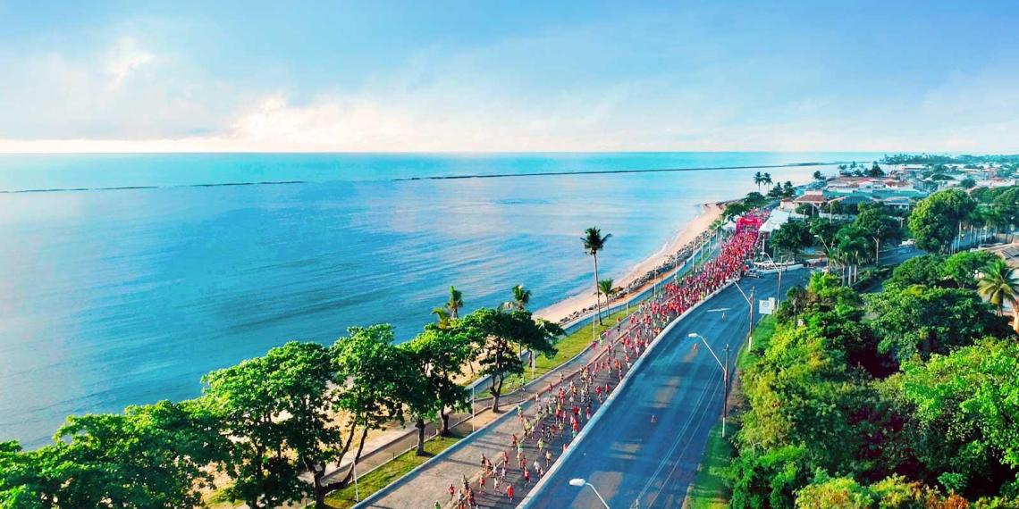 Cambu Supermercados renova patrocnio com a Meia Maratona do Descobrimento 