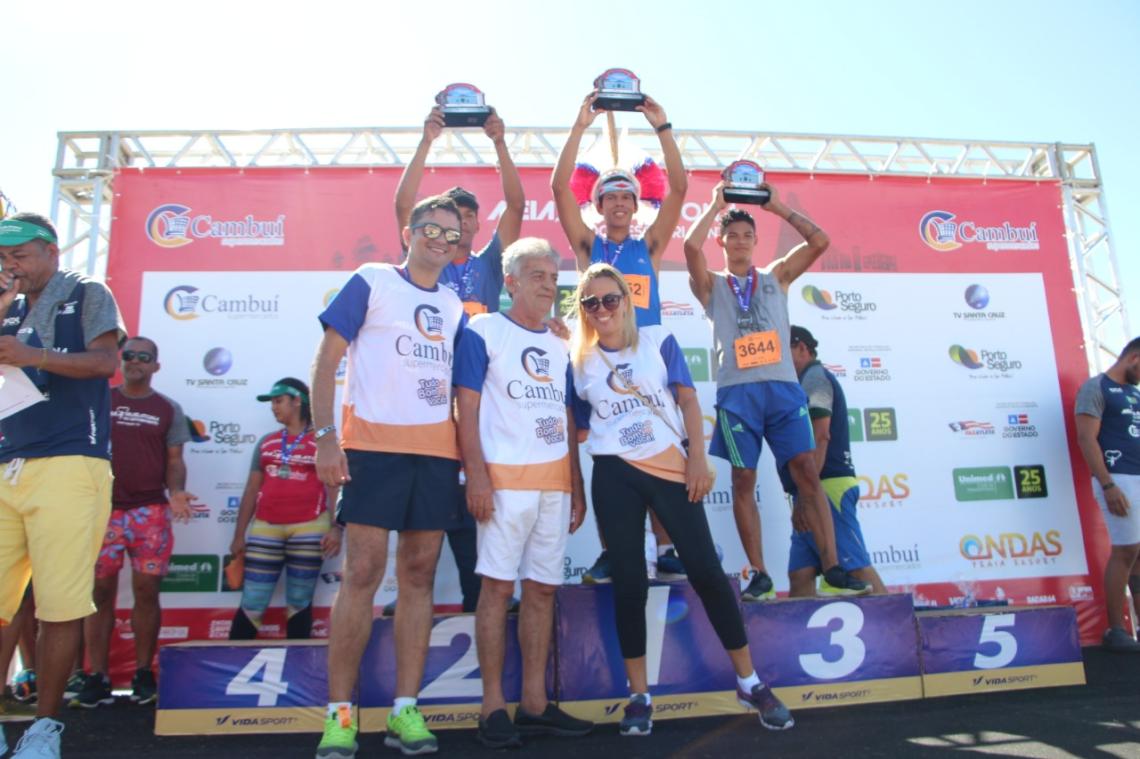 Cambu Supermercados renova patrocnio com a Meia Maratona do Descobrimento 